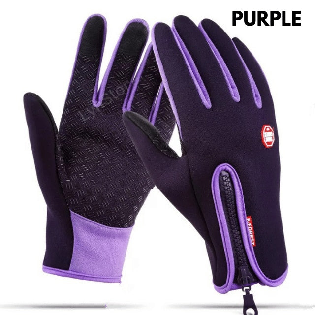 Warm, waterproof fleece gloves with touch-screen ease perfect for smooth, comfortable rides in the cold.